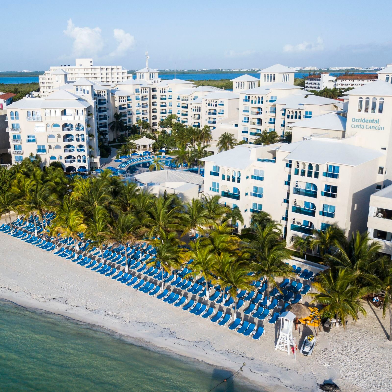 Hotels for families at Playa Linda, Cancún, Mexico