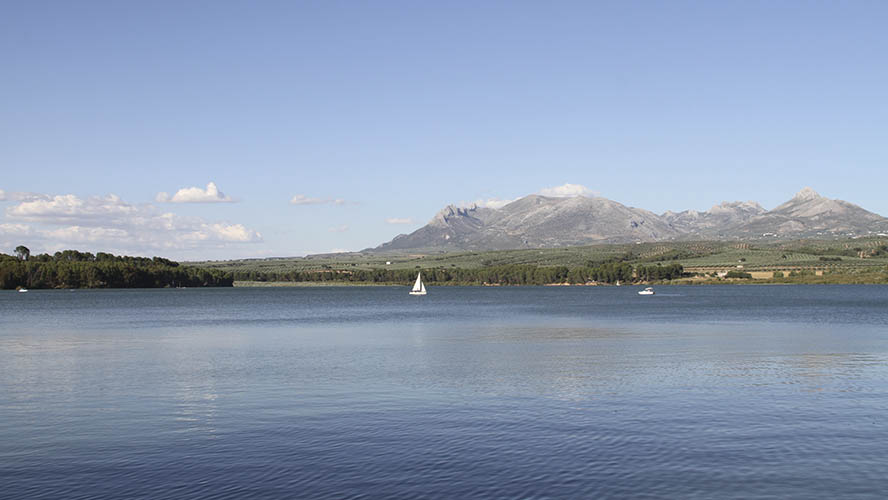 Navegando por el Embalse de Cubillas