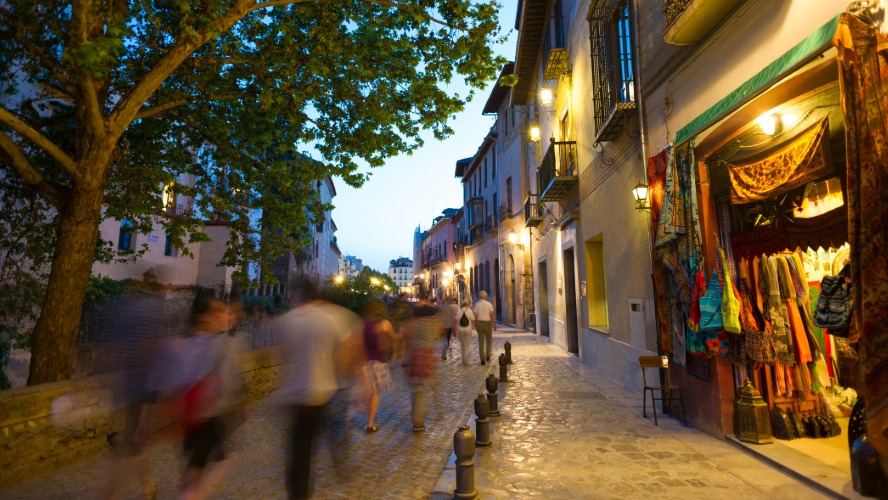 Paseo de los Tristes noche