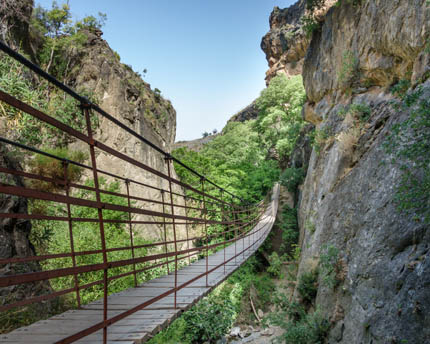 Sierra Nevada is more than just skiing: four hiking trails