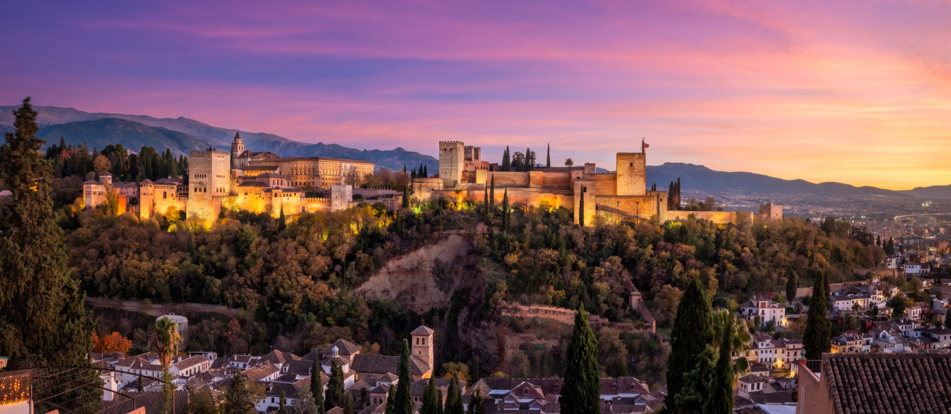 Los mejores planes nocturnos para salir en Granada