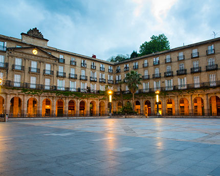 Plaza Nueva di Bilbao