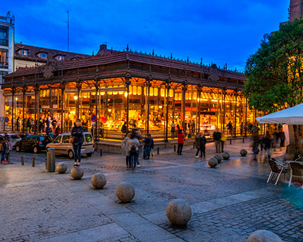 El mercado de San Miguel, una cita con el tapeo más selecto