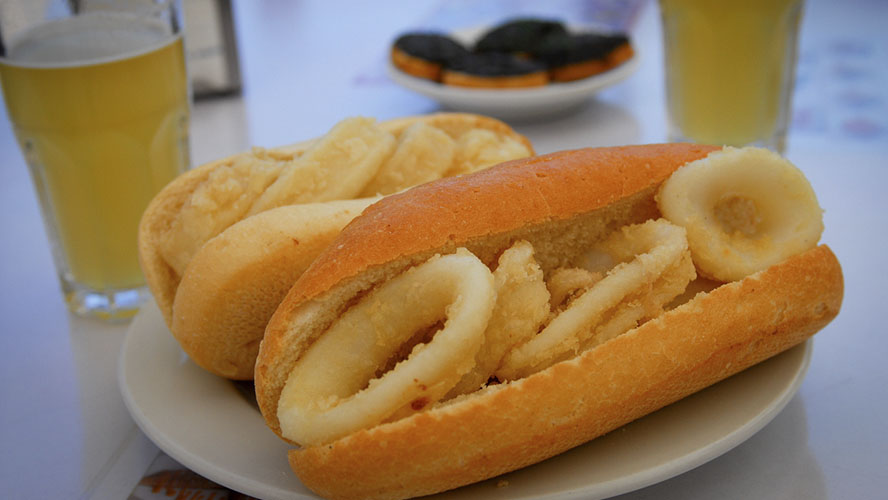 Bocadillo de Calamares en Plaza Mayor