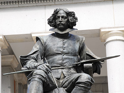 Estatua de Velazquez en el Museo del Prado