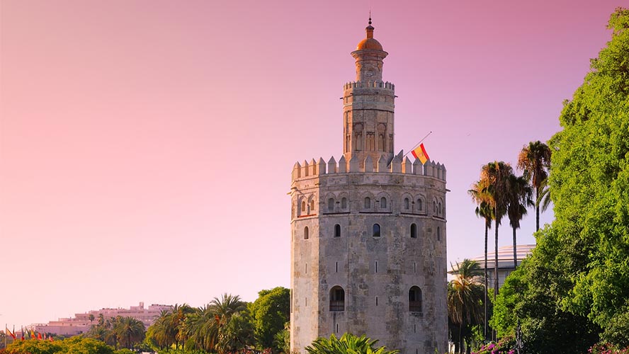 Torre del Oro en el Arenal de Sevilla