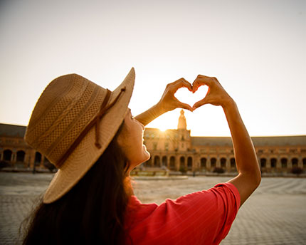 Romantic plans in Seville: let its magic sweep you off your feet