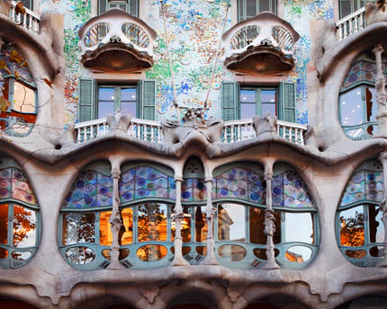 La casa Batlló, una joya modernista producto de la fantasía de Gaudí