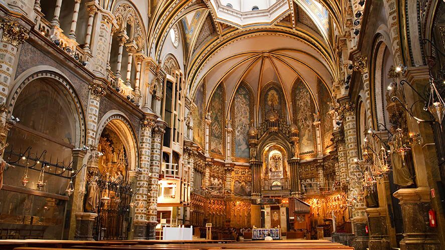 Interior del Monasterio de Montserrat
