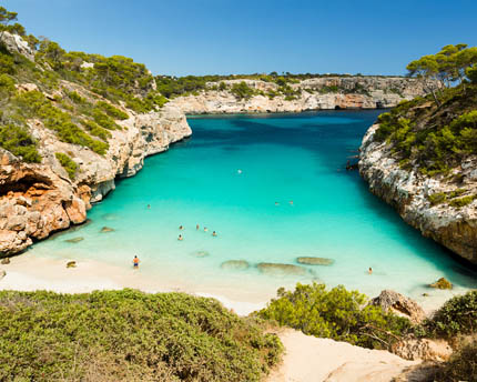 Calas de Mallorca: recorriendo la costa de chapuzón en chapuzón