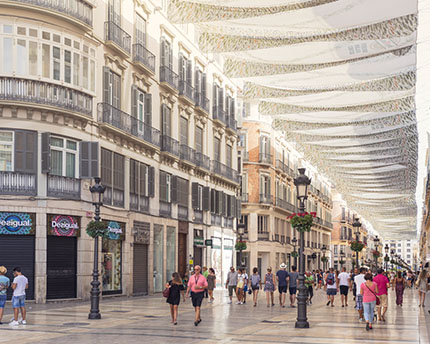 La calle Larios de Málaga. El corazón comercial de la ciudad