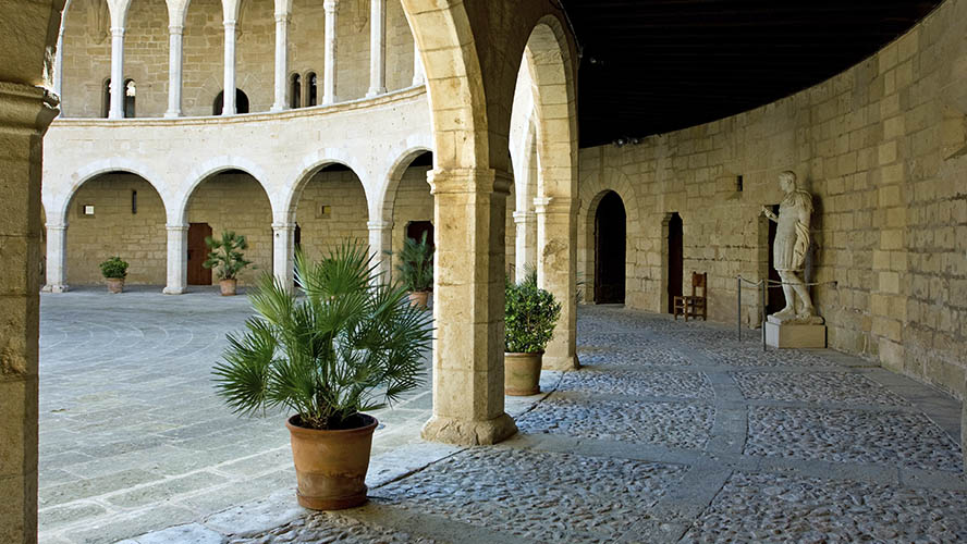 Patio interior del Castillo