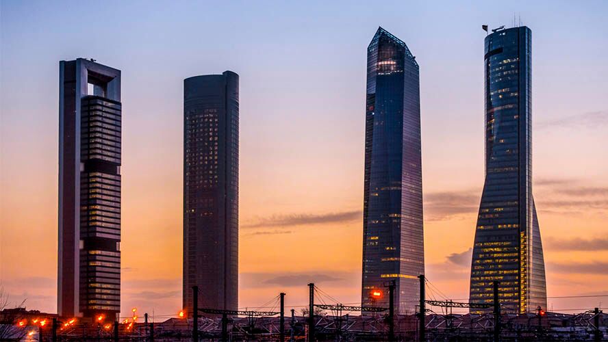 Cuatro Torres de centro del negocio de Madrid