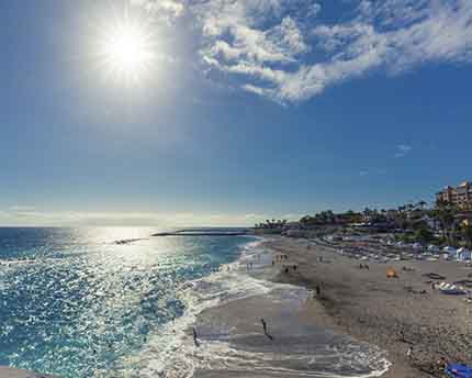 Playa del Duque, a place to take a load off and enjoy