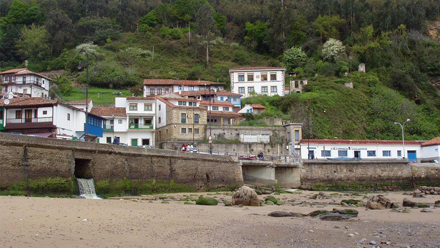 tazones asturias