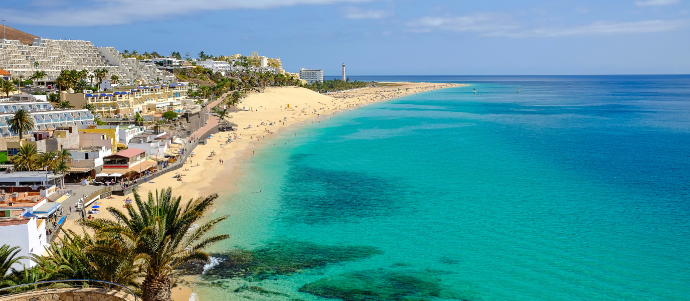 Playa del Matorral, aguas cristalinas y un singular ecosistema
