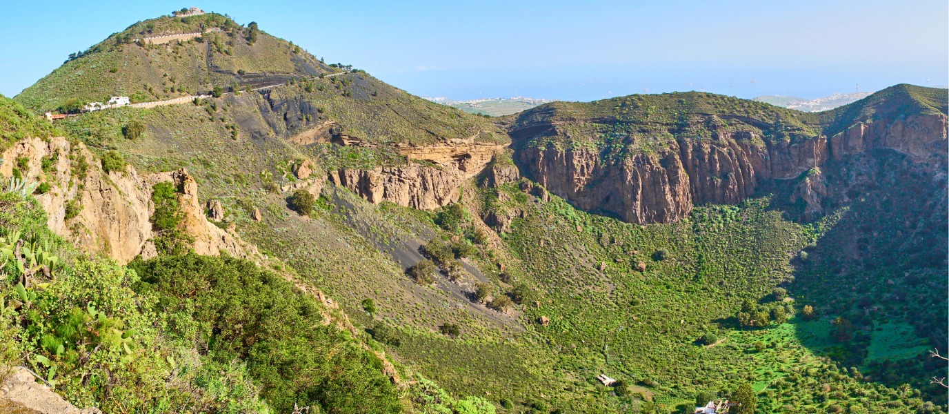 La caldera de Bandama, descubre la vida dentro de un volcán