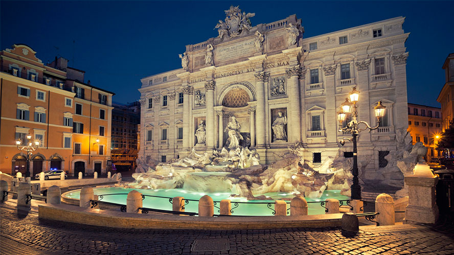 Fontana de Trevi de noche