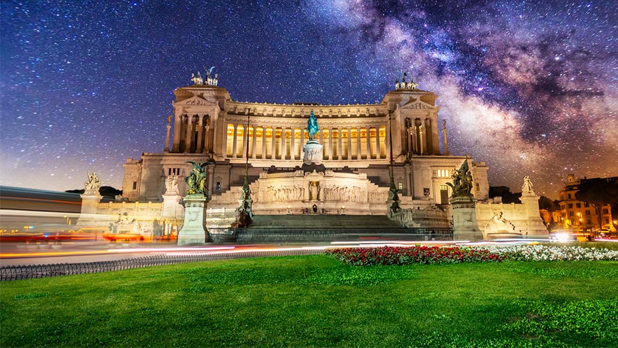 Monumento a Victor Manuel II