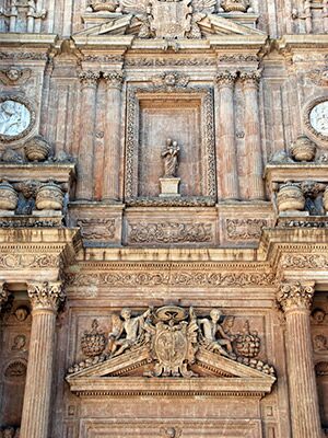 Portada de la Catedral de Almería