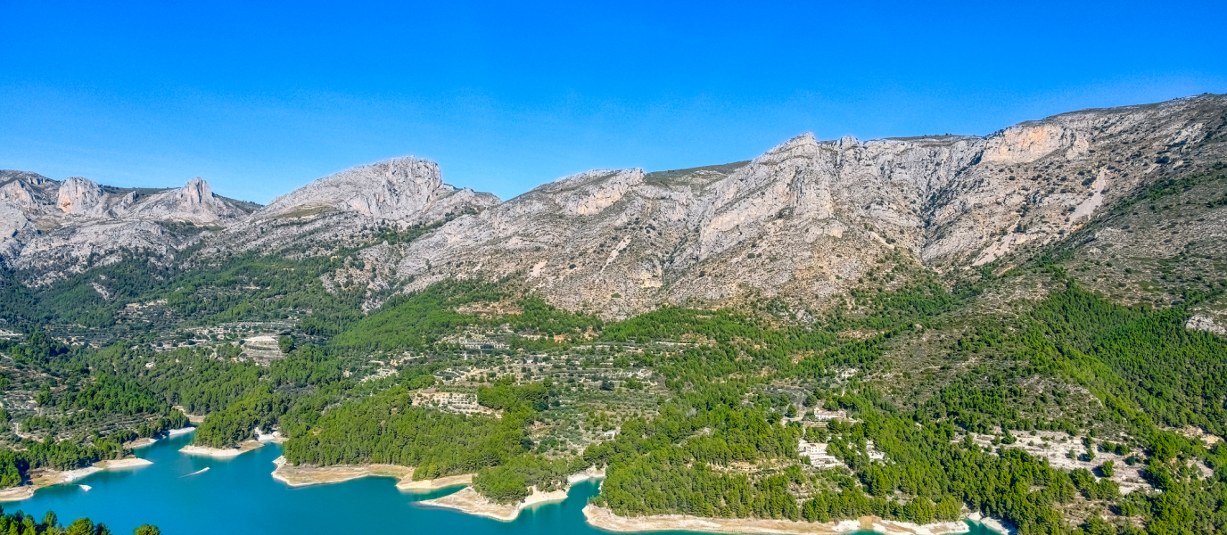 Castell de Guadalest: a village nestled on a crag
