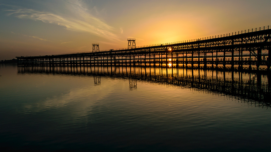 muelle sobre el tinto