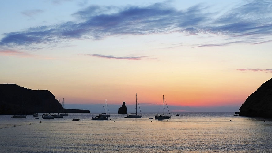 Atardecer en Benirrás