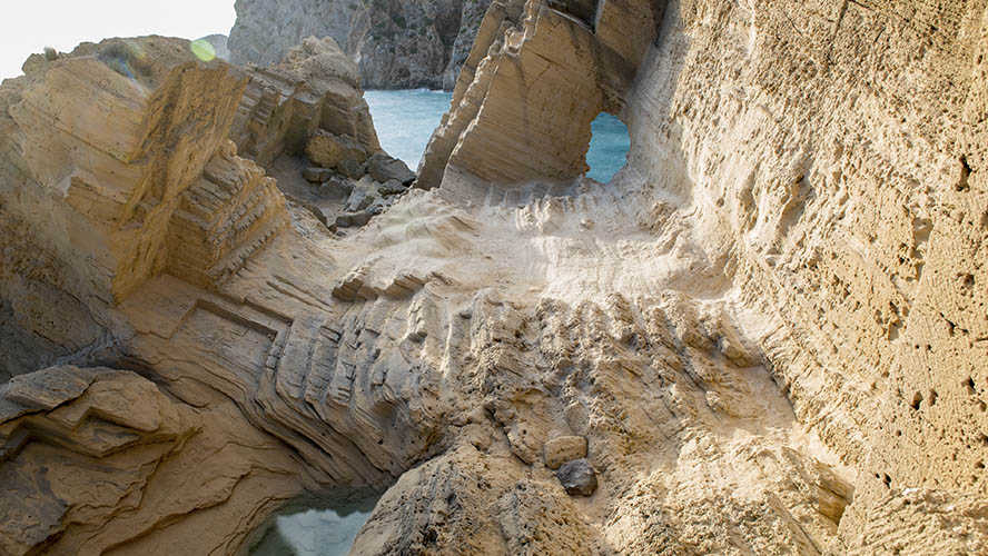 Sa Pedrera, cala Atlantis de Ibiza