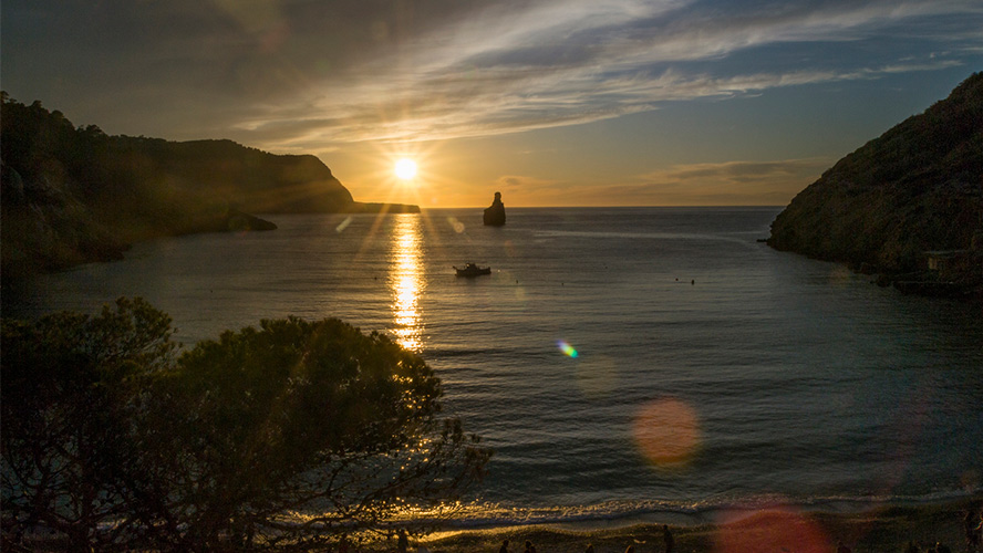 puesta de Sol en Benirrás.