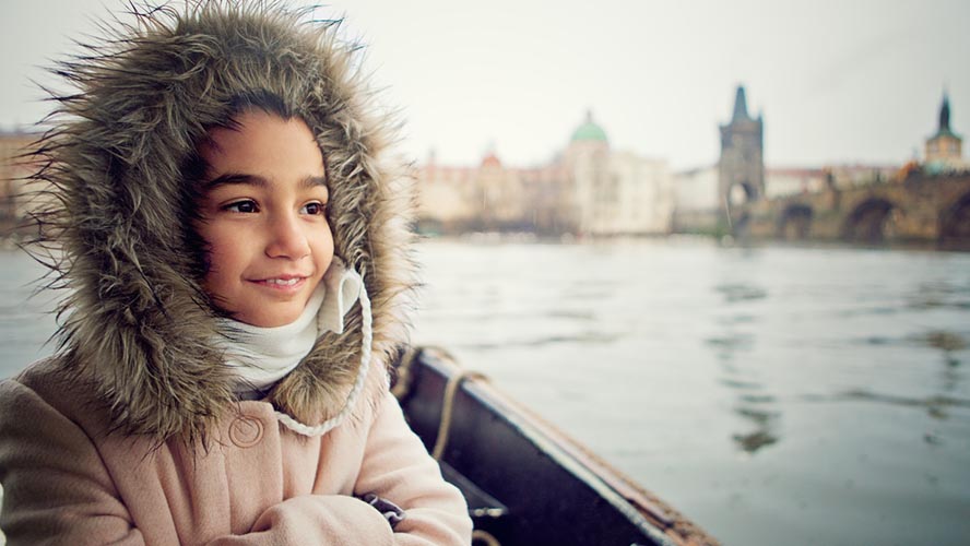 Un paseo en barco por el Moldava