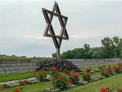 Monumentos en el campo de concentración de Terenzin