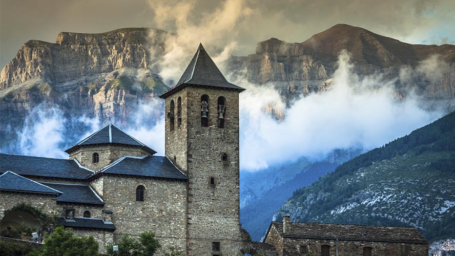 Iglesia de San Salvador de Torla