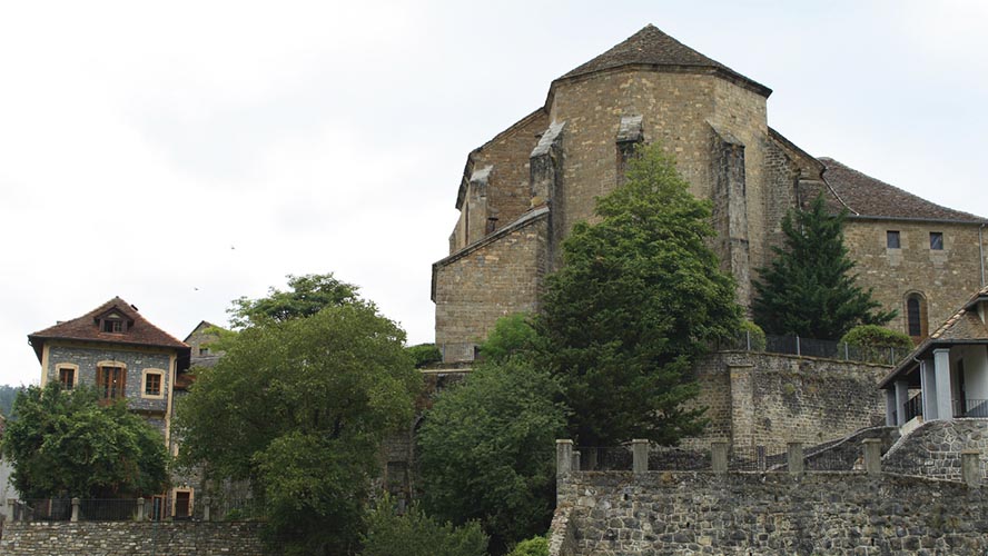 Vistas de la principal Iglesia de Ansó