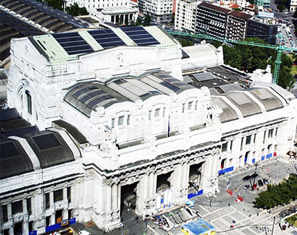 Estación Central de Milán, blanca y majestuosa