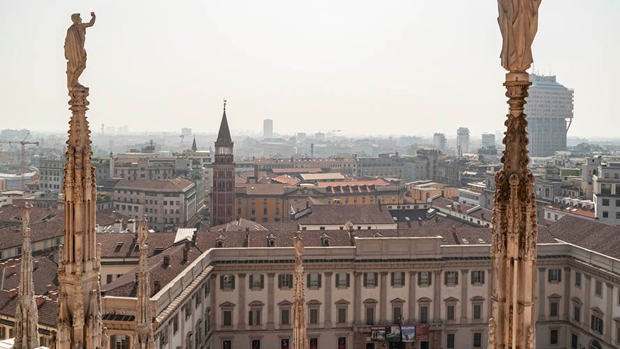 Palacio Real de Milán desde el duomo