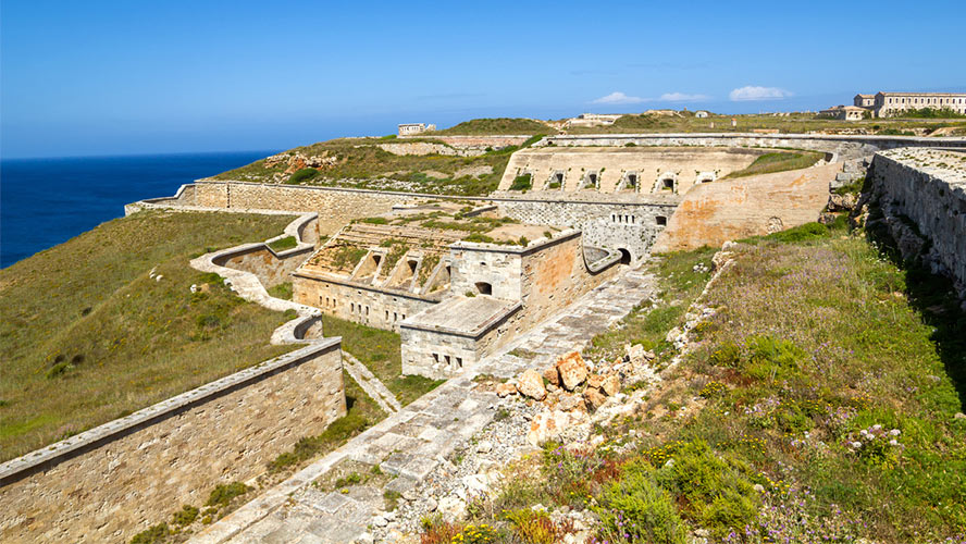 la mola menorca