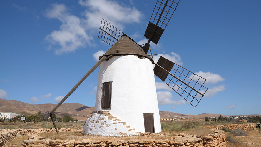 molino de viento en tuineje