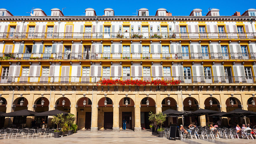 plaza de la constitucion de san sebastian