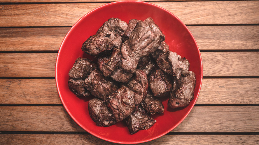 comida tipica de madeira