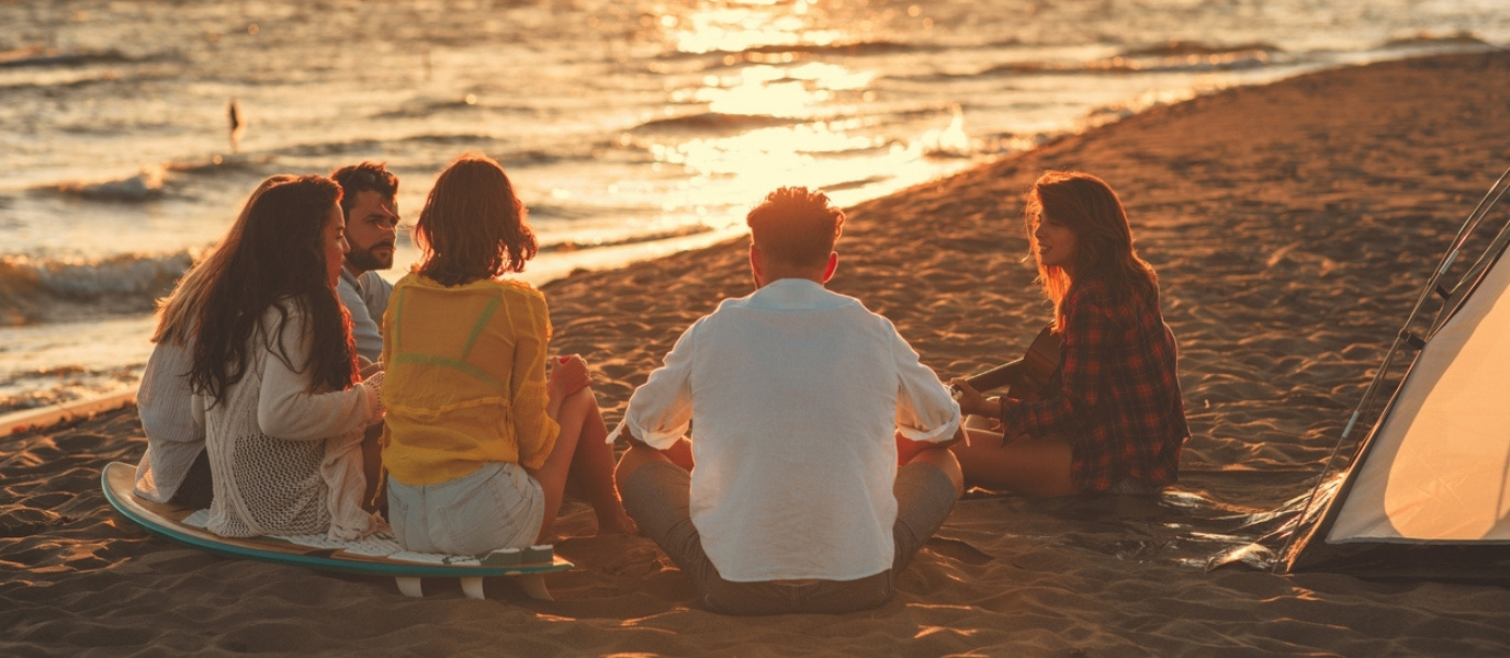 Viajar a Vigo con amigos: mar, playa y muchas fiestas