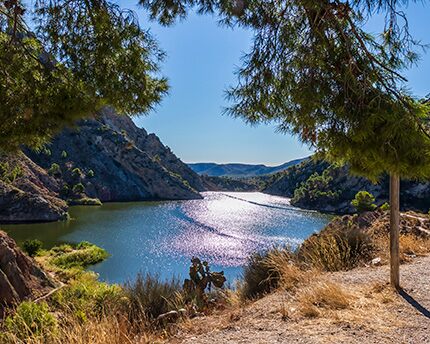 Pantano de Tibi, una paseo por la presa más antigua de España
