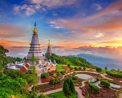 Qué ver en Chiang Mai, la ciudad de los más de 300 templos y con un entorno natural único