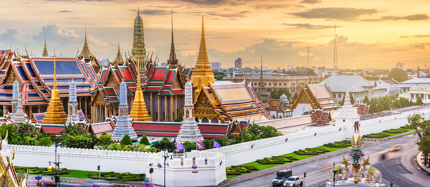 Gran Palacio de Bangkok, el majestuoso complejo de pagodas doradas que es el símbolo nacional de Tailandia
