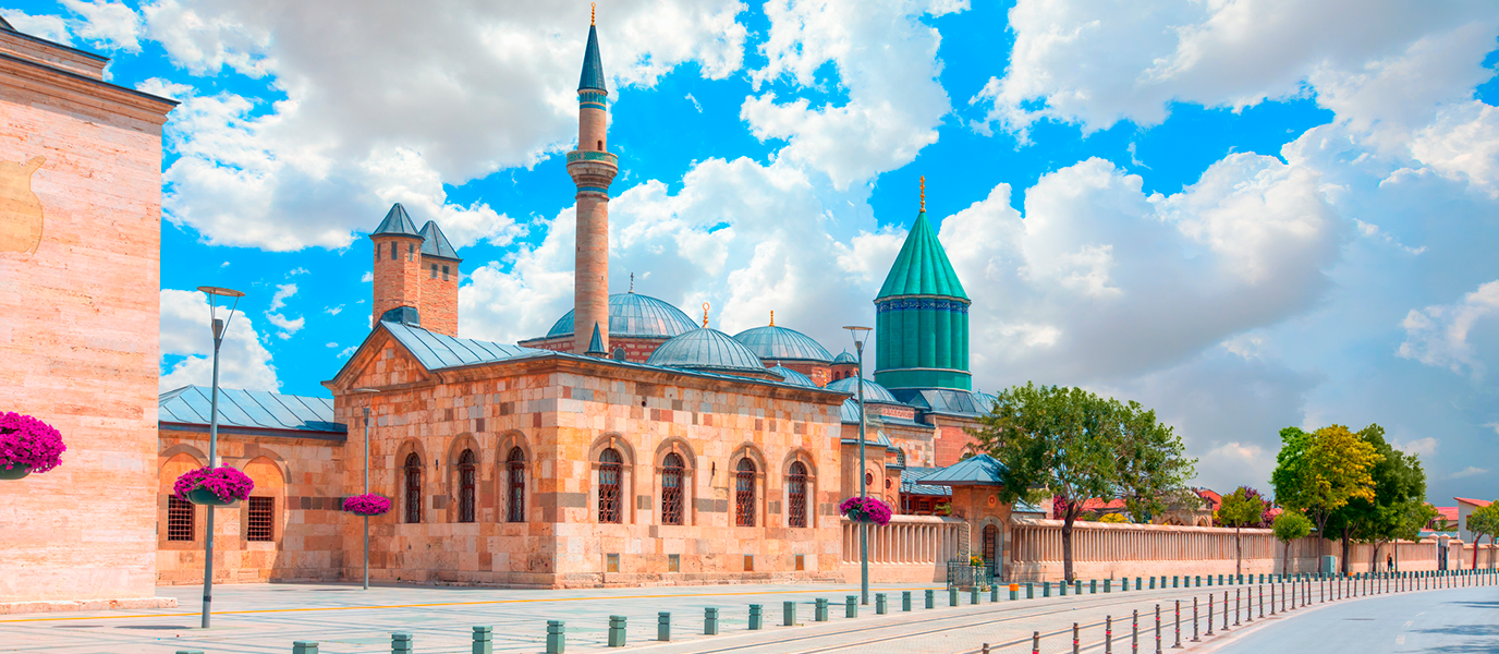 Qué ver en Konya: misticismo sufí y esplendor selyúcida en Anatolia