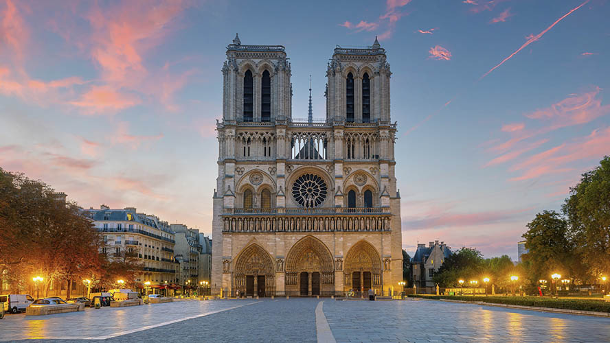 Fachada principal Notre Dame