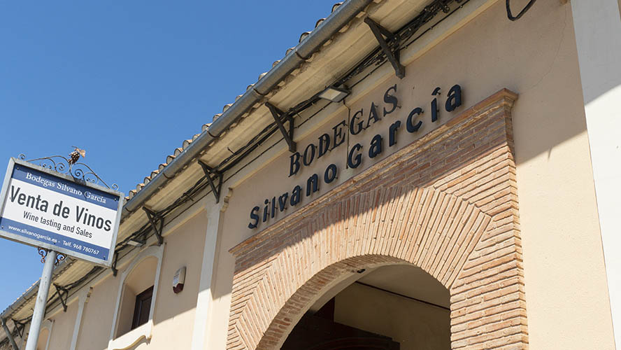 Visita a bodega urbana Silvano García con desgustación de vinos