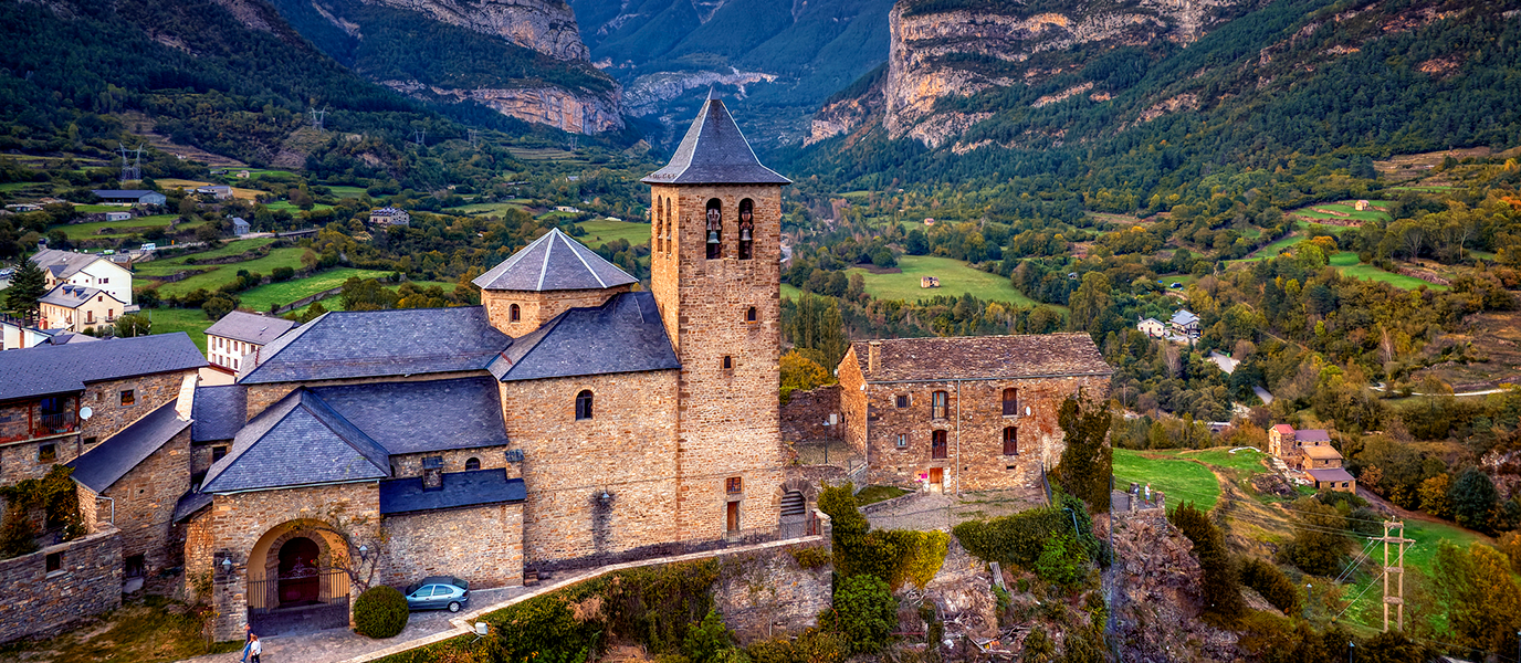 Pueblos del pirineo navarro, entre valles mágicos y misteriosos