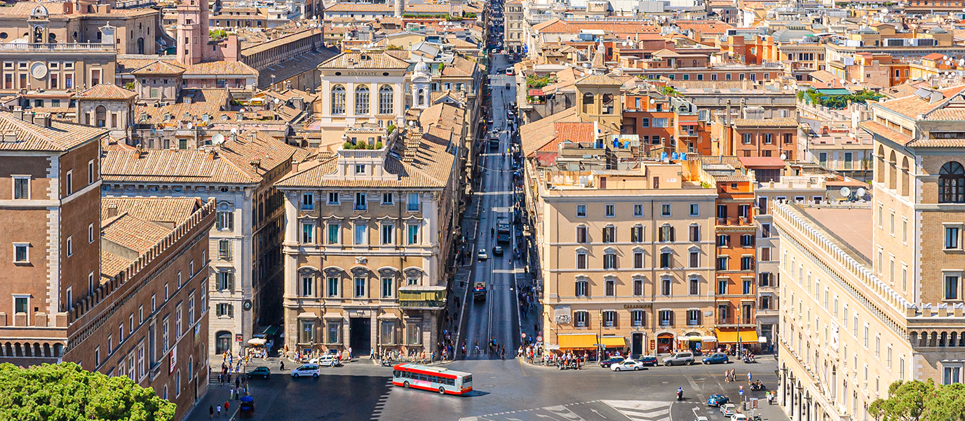 Via del Corso: el gran corredor de Roma donde resuenan los pasos de su historia