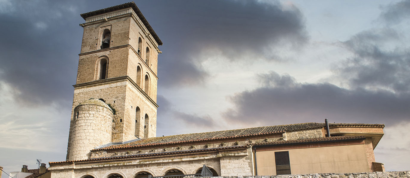 Fuensaldaña: el castillo que vigila los viñedos del Cigales a cinco kilómetros de Valladolid