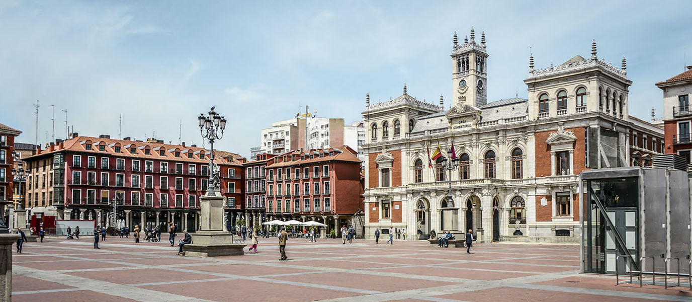 Qué ver en Valladolid: patios silenciosos y lechazo en la vieja corte castellana